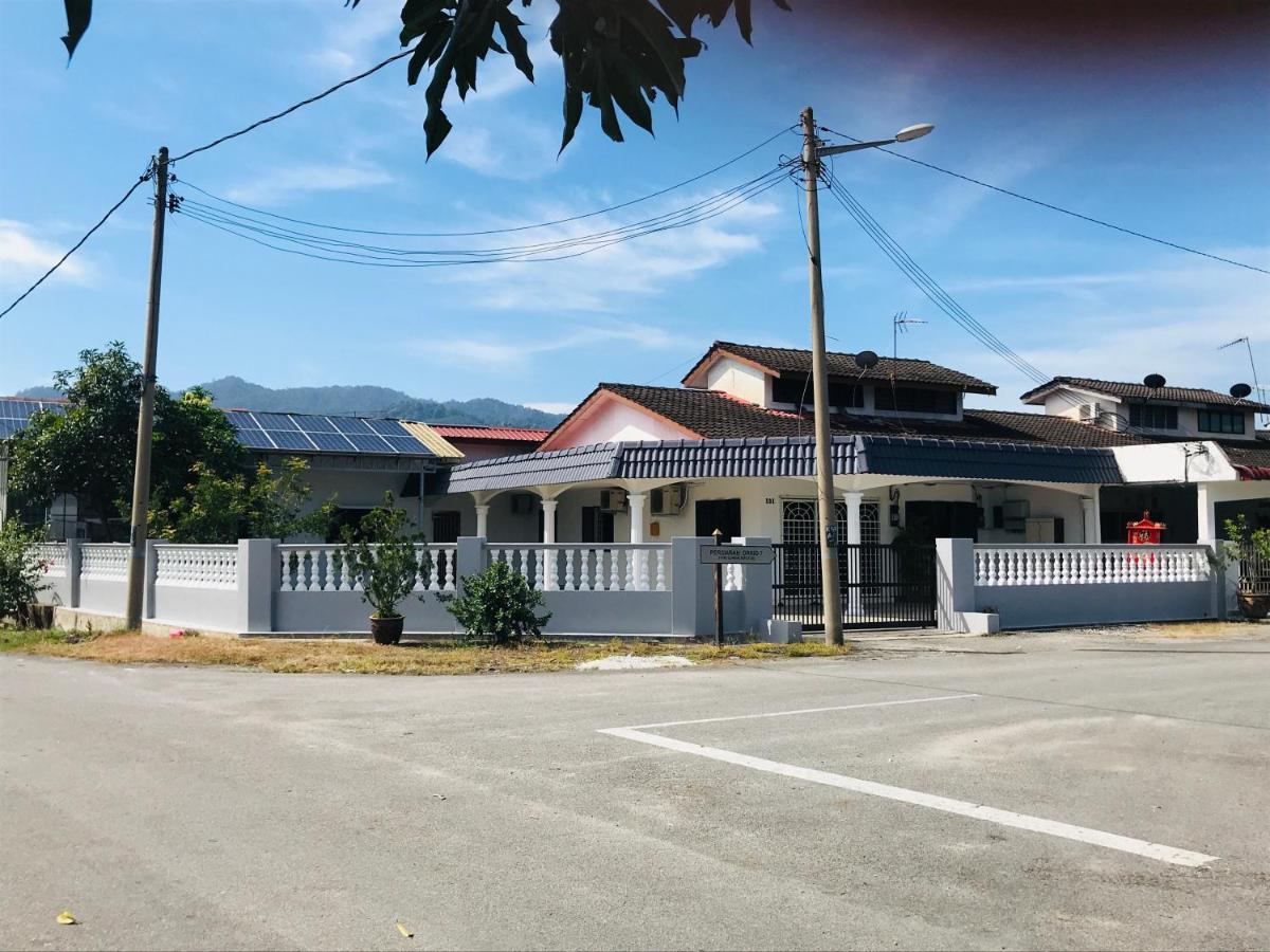 Cozy And Comfortable Homestay In Sungai Siput Exterior photo
